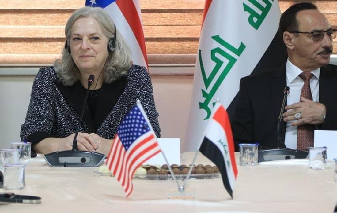 محافظ نينوى والسفيرة الأمريكية يفتتحان معملا للمحاليل الوريدية