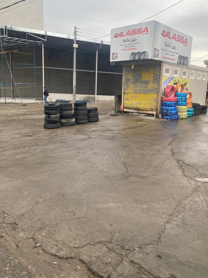 شاره‌وانى دهۆك خه‌ریكی كۆكرنه‌وه‌ى تایه‌ى كۆنى ئۆتۆمبێله‌