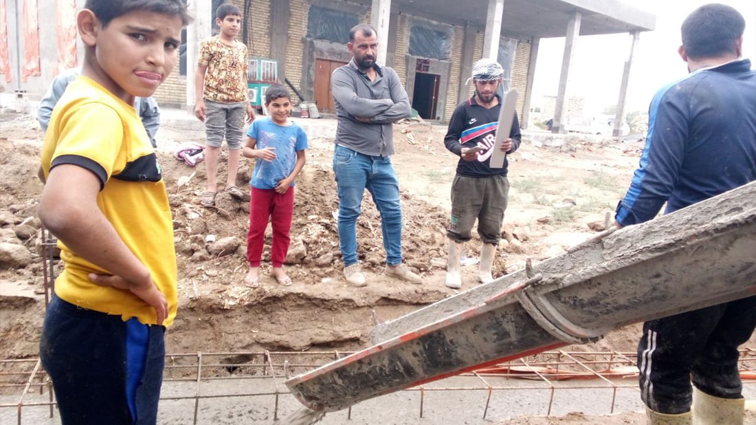 عودة العمل إلى مسجد “فايز رجه”.. والوقف: لن نسمح بإيقاف تأهيل المساجد (صور)