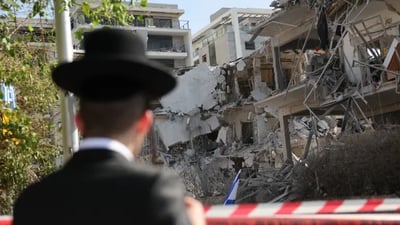 إعلام إيراني: صواريخ “خيبر” استهدفت مكتب نتنياهو.. والغموض يحيط بمصيره