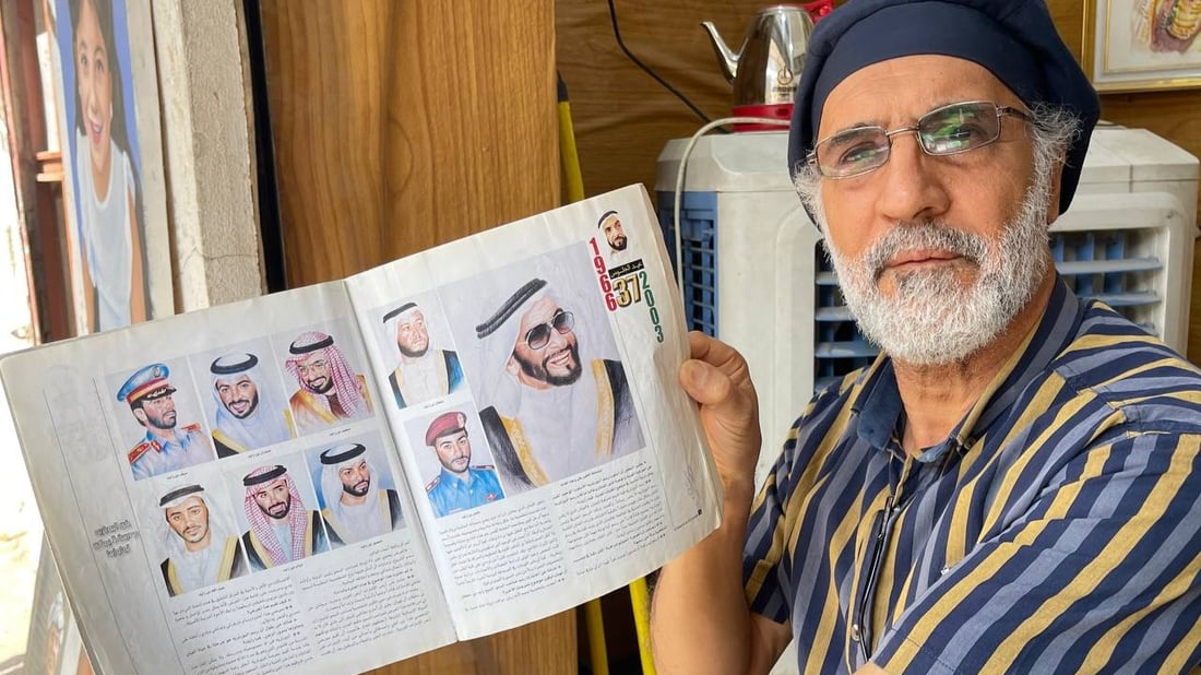 الفنان الذي اكتشفه وفد من ليبيا.. جلسة بين لوحات “صالح” في أصغر أزقة بعقوبة (صور)