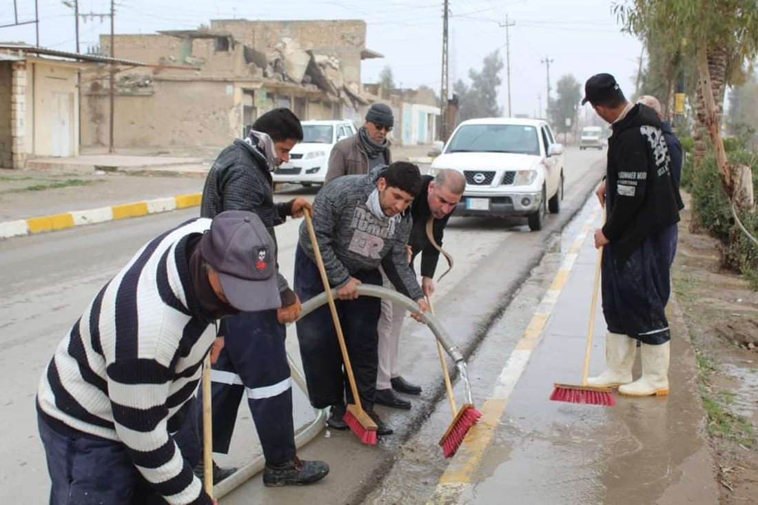 تلعفر: الأهالي والبلدية يطلقون حملة لتنظيف المدينة من الأنقاض (صور)