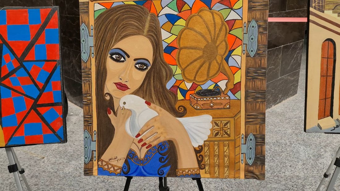 صور: طين السماوة ولغة سومر.. جامعة المثنى تستعرض مواهب طلابها في معرض فني