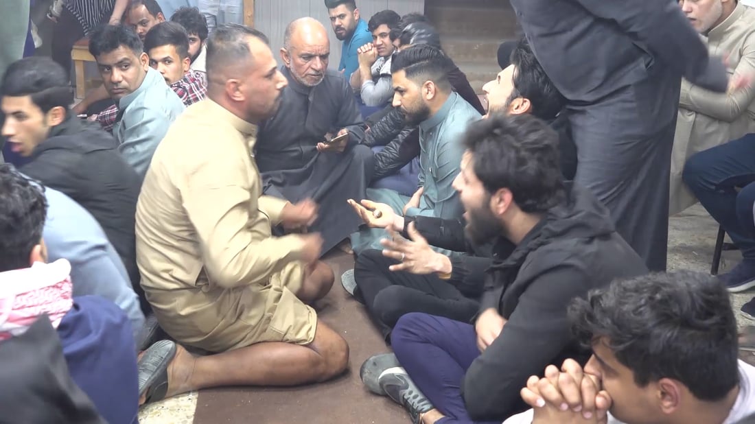 اليونسكو تضيف التراث العراقي: البشت والزفة ولعبة المحيبس والكحل العربي
