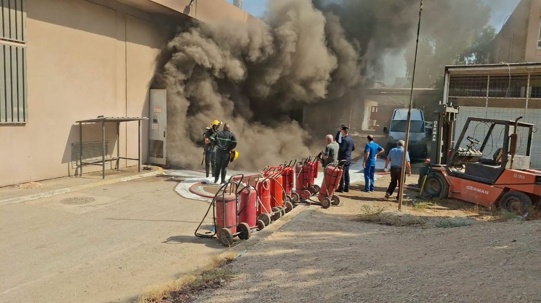الدفاع المدني تنشر صوراً لحريق مستشفى ابن الهيثم: “أخمدناه بسرعة”