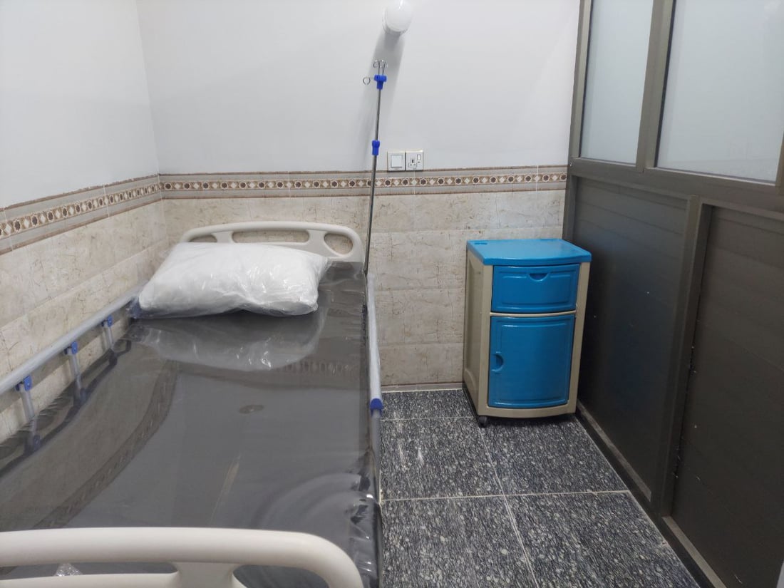 18 سريراً وأجهزة “أيكو”.. مستشفى بلد تفتتح ردهة الباطنية بعد توقف 4 سنوات (صور)