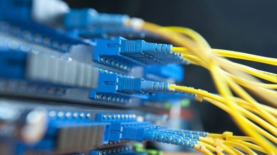 الاتصالات تجهز مدارس ميسان بإنترنت مجاني.. “FTTH” ستشغل الشاشات والكاميرات