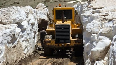 “کانی خوماری” ئەو کوێستانەی هەرێم پێنج مەتر بەفری لێماوە