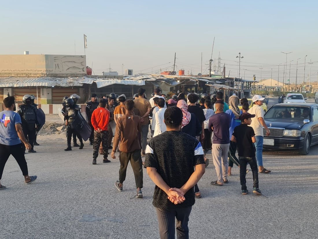 السماوة أغلقت الطرق بالنار.. تظاهرة غاضبة في الشراكية تطالب بالماء والكهرباء