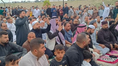 خەڵكی ئەنبار مزگەوتەكانیان لێ‌ داخراوە و لە پاركەكان نوێژى جەژنیان کرد