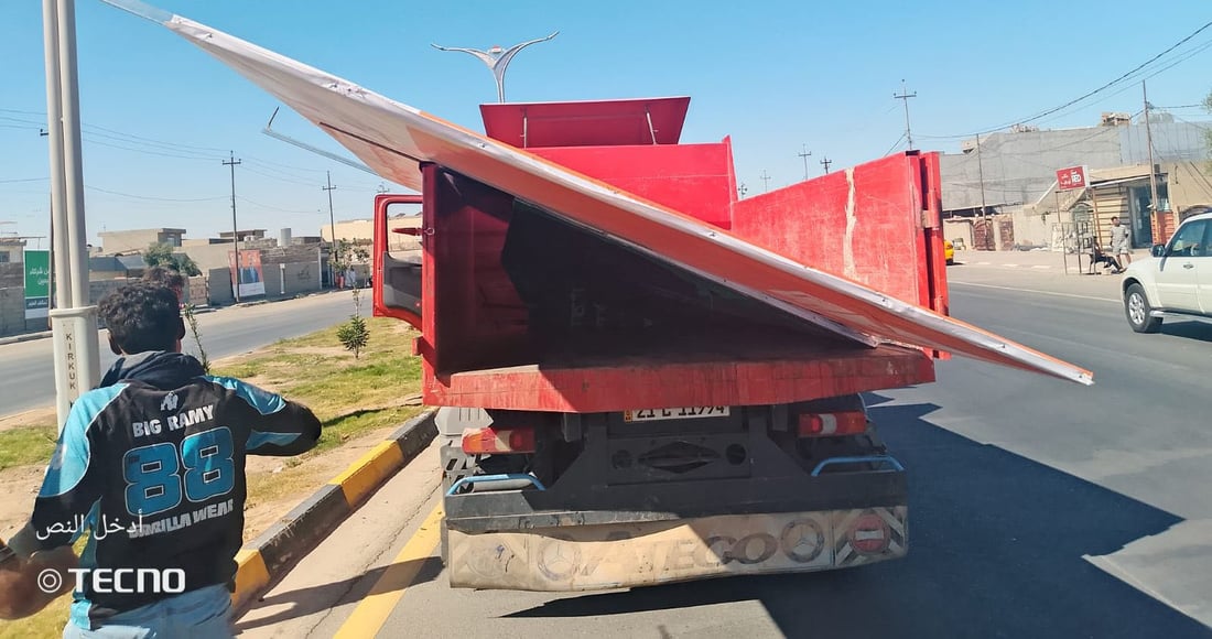 پۆستەرەکانی بانگەشە زیانیان بە تۆڕەکانی ئاوی کەرکوک گەیاندووە