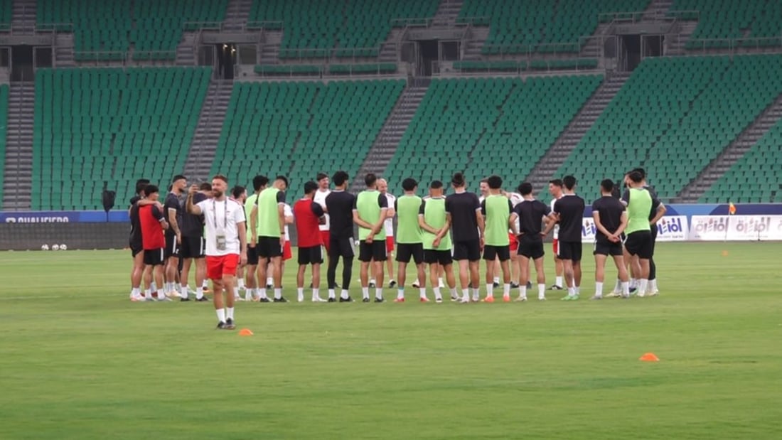 مكنزي لـ964 قبل مواجهة فيتنام: حرارة البصرة لن تمنعنا من الفوز (صور)