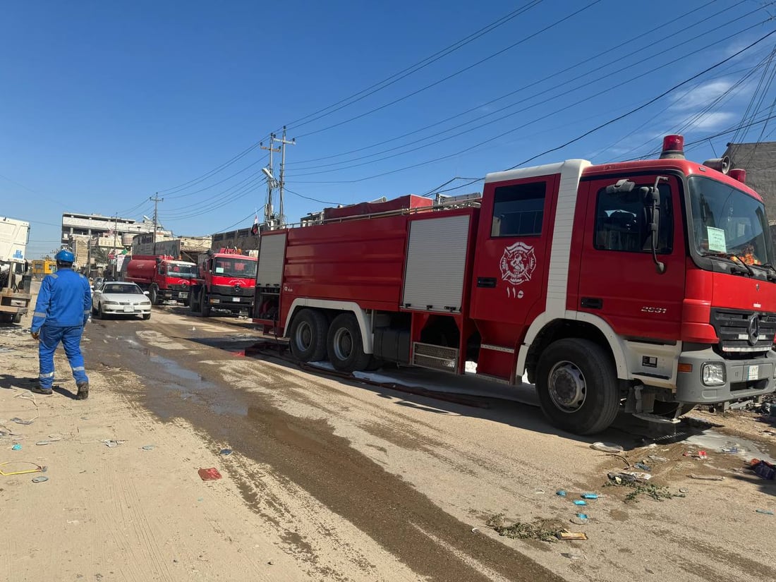 صور: حريق يلتهم 4 محال تجارية وسط الزبير.. الدفاع المدني أخمد النيران
