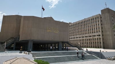 بغداد تطلب من كردستان المباشرة الفورية بتسليم النفط