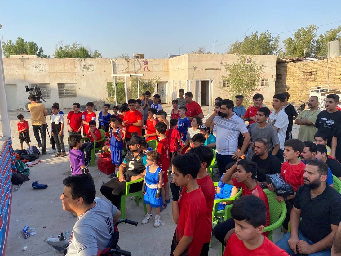 نزالات مشتعلة بين أشبال الحشد وذي قار في بطولة للملاكمة (صور)