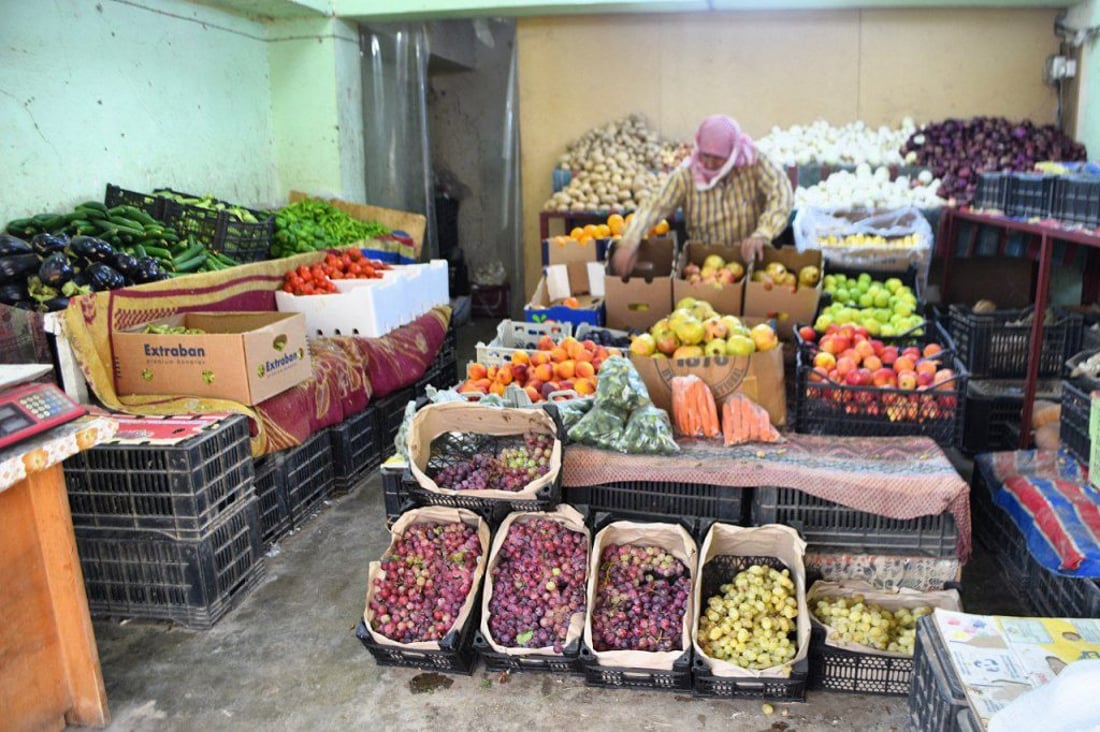 حديثة: المحاصيل المحلية تربح بسبب “أتاوات” المتنفذين على المستورد