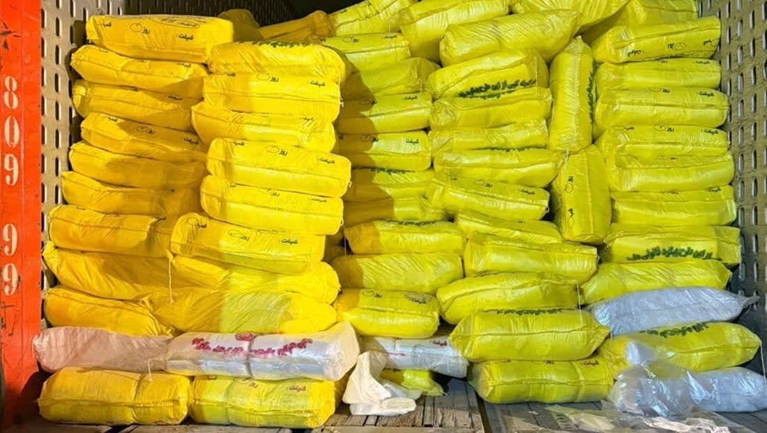 إحباط محاولة تهريب “علاليك نايلون” إلى العراق.. السائق أدعى أن الحمولة نفايات