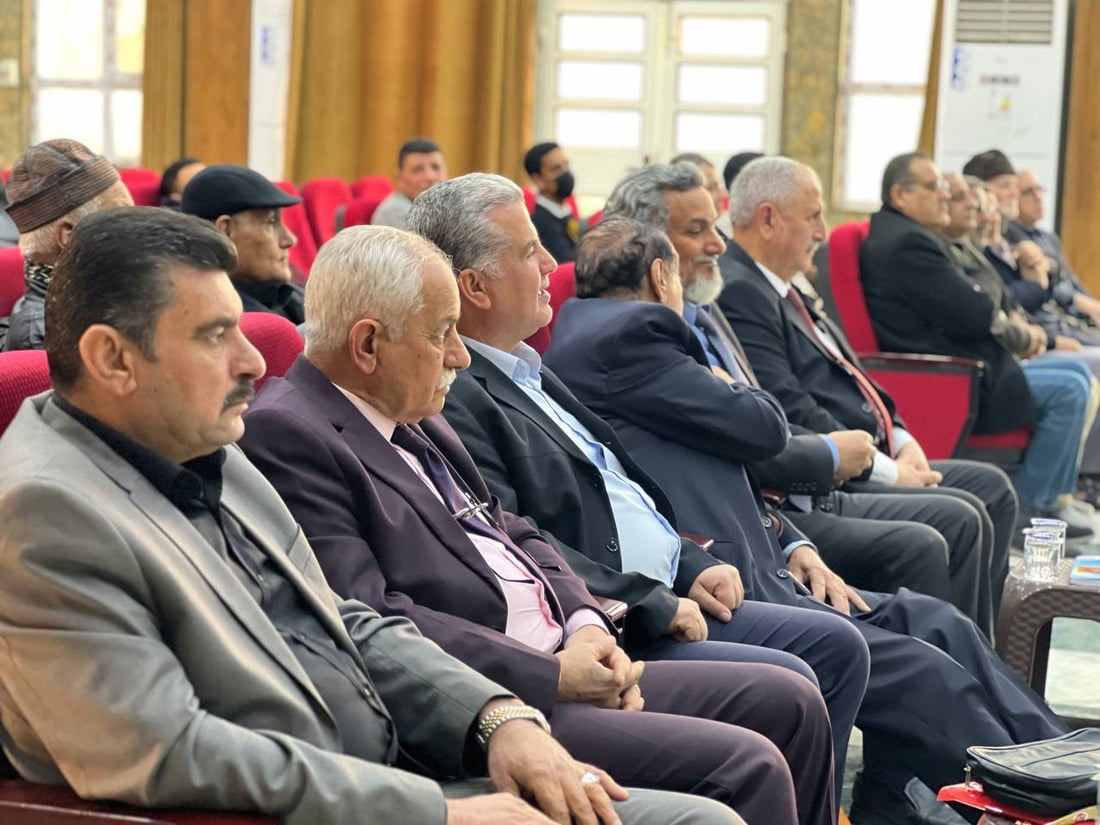 قصائد تتغنى بالعراق.. ملتقى هيت الأدبي يستضيف الشاعر محمد فرحان (صور)