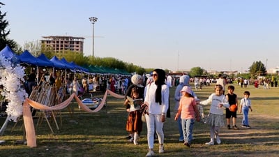 فيديو: كركوك تستعرض في زهور الربيع.. مهرجان برعاية الحكومة على حدائق بابا كركر