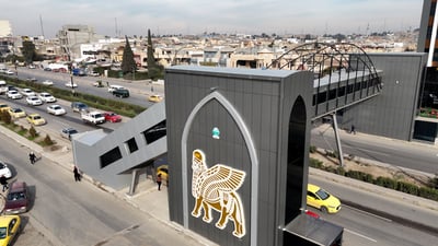 من الجو: شاهدوا الجسر الكهربائي أمام جامعة الموصل.. تم إنجازه بـ 5 أشهر فقط