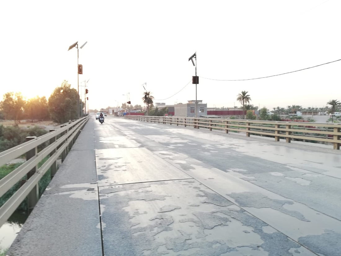 صور: الجسر الفرنسي في “الولداية” مهدد بالانهيار.. يربط النهروان بشرق بغداد