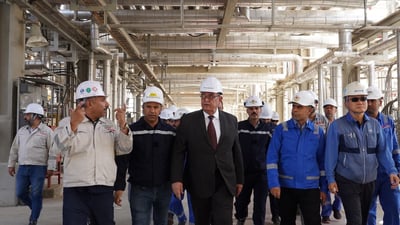 وزارة النفط ترفع الطاقة الإنتاجية لمصفى كربلاء إلى 140 ألف برميل يومياً