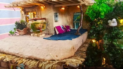 صور: معرض صناعات يدوية يقدم مواهب الأساتذة والطلاب في السليمانية