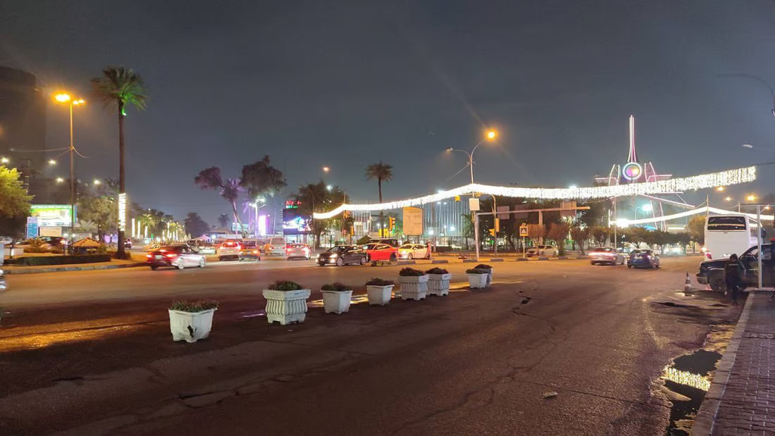 Baghdad’s Mansour district prepares for New Year’s Eve celebrations