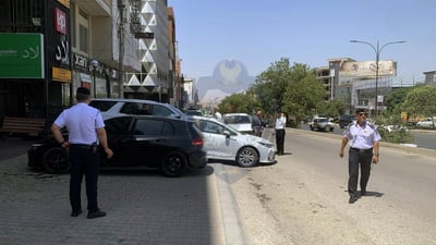 هاتوچۆی سلێمانی ئەو شۆفێرانەی سزادا کە ئۆتۆمبێلیان لەسەر شۆستە راگرتبوو