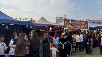 لە هەریر، برنجی کوردی بە شێوەی دۆڵمە و برنج بە سرکە پێشکەشی خەڵک دەکرێ