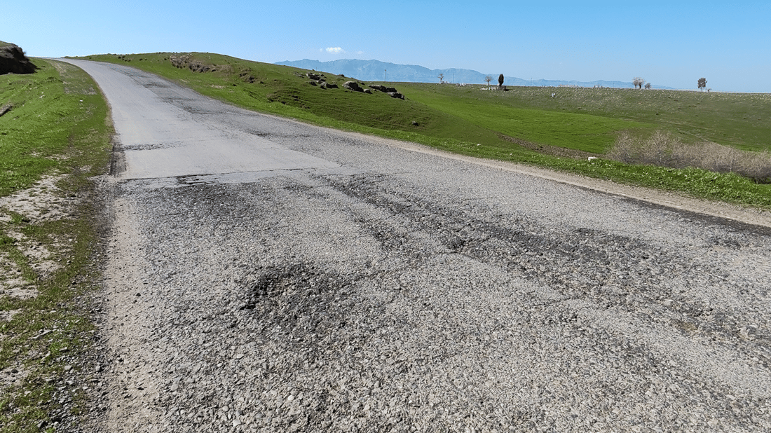 چاڵ و چۆڵی و نەبوونی هێڵکاری شۆفێرانی هەراسان کردووە