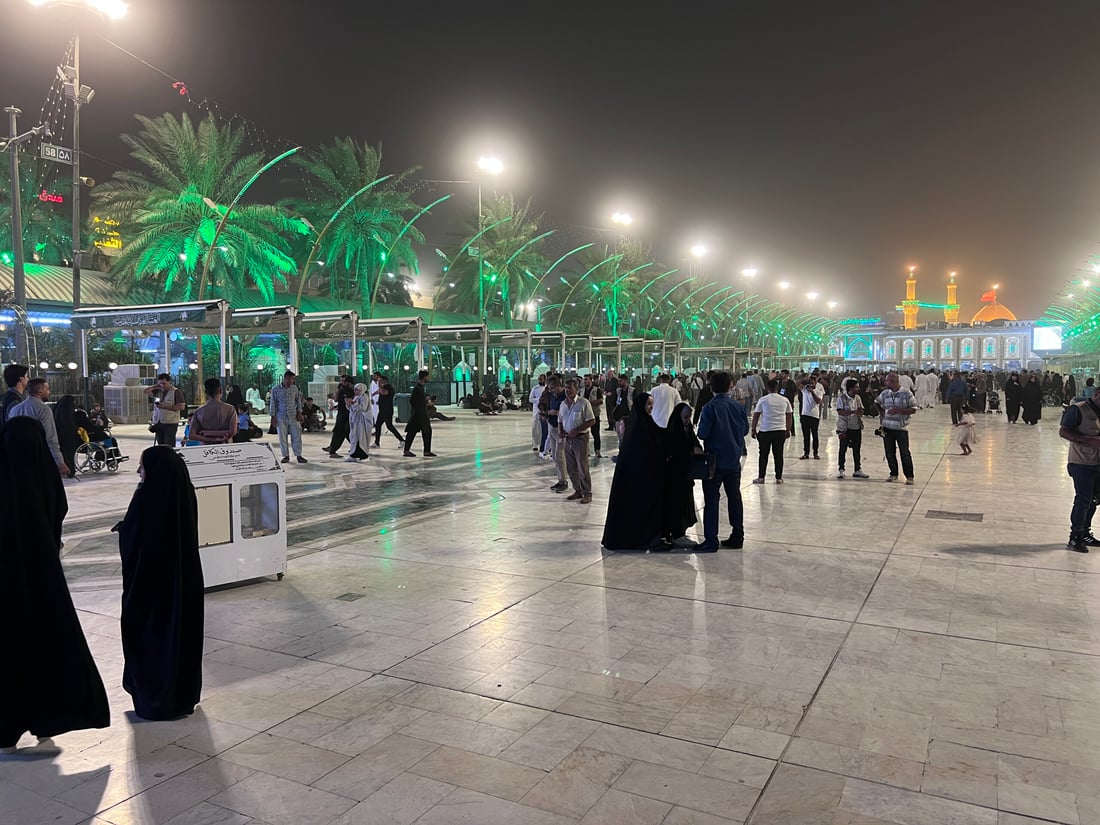تحذير للزائرين.. عاصفة ترابية تضرب مرقدي الإمامين الحسين والعباس
