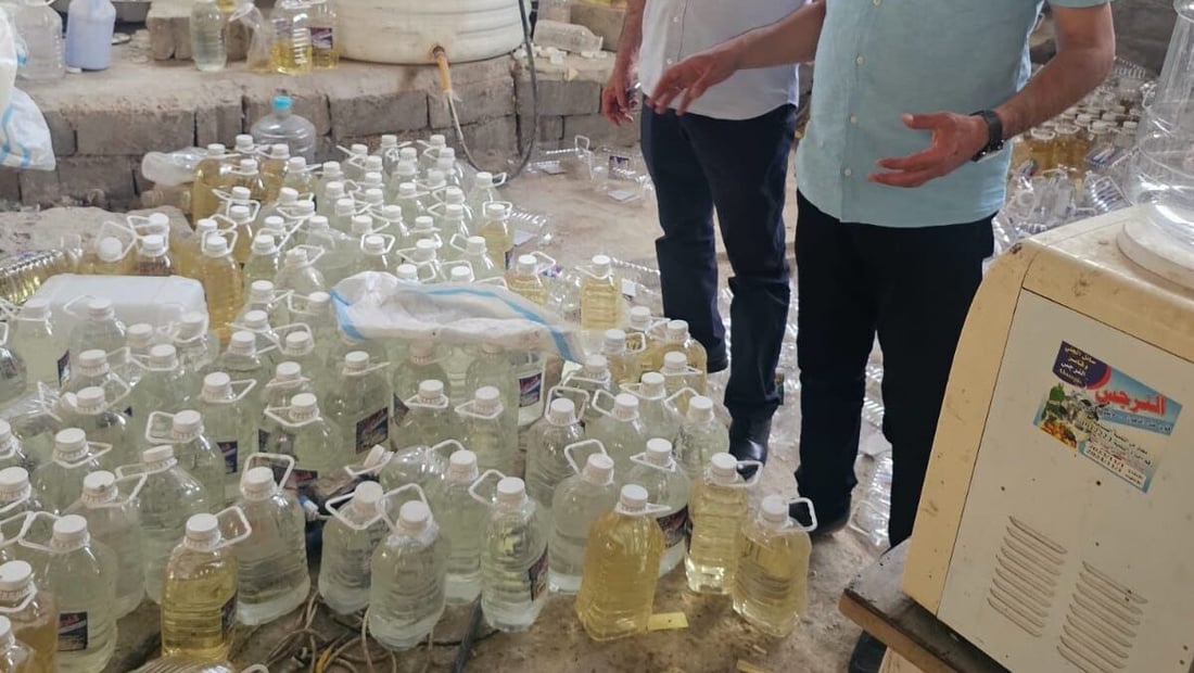 ضبط معمل منظفات يصنع “زاهي” بمواد أولية مخالفة ويبيعه بأسماء ماركات مجازة
