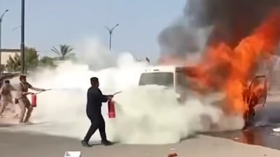 فيديو: احتراق “كيا” عند مدخل كربلاء دون إصابات
