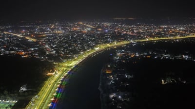 بطول 2.6كم.. صور جوية لافتتاح كورنيش قضاء الحي الجديد في واسط