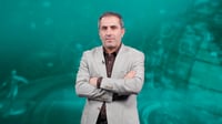 رۆناڵدۆ داڵغەی لە سەڵاح داوەو راهێنەری چێڵسیش یاریزان�...