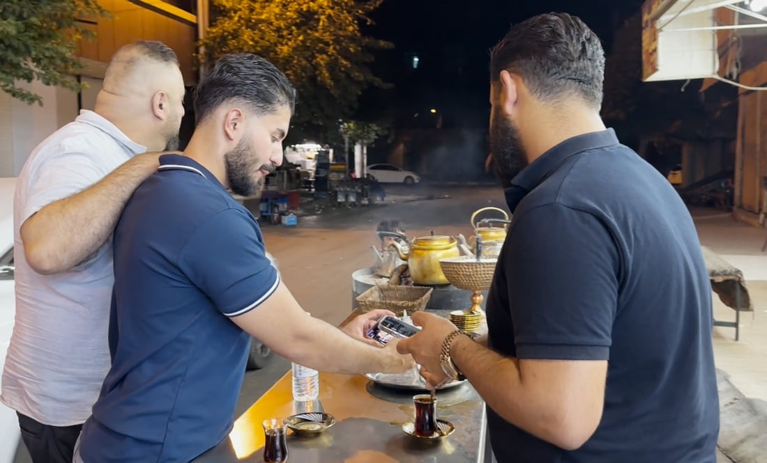 ژێر پردەكەی سلێمانی جمەی دێت و خەڵكی بۆ نان خواردن شەوانە سەردانی دەكەن
