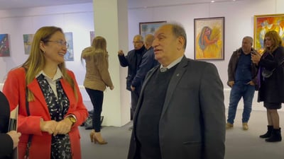 هونەرمەندێکی شێوەکار: دژی ئەوەم شێوەکاری بازرگانی پێوە بکرێت