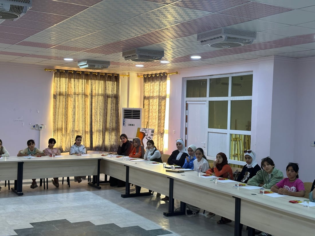 Hit Youth Forum holds drawing workshop for teenage girls in Anbar