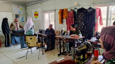 گروپێكی خۆبه‌خش خولێكی درومان بۆ ژنانى كه‌مپى سه‌ر چیاى شنگال‌ ده‌ستپێكردووه‌