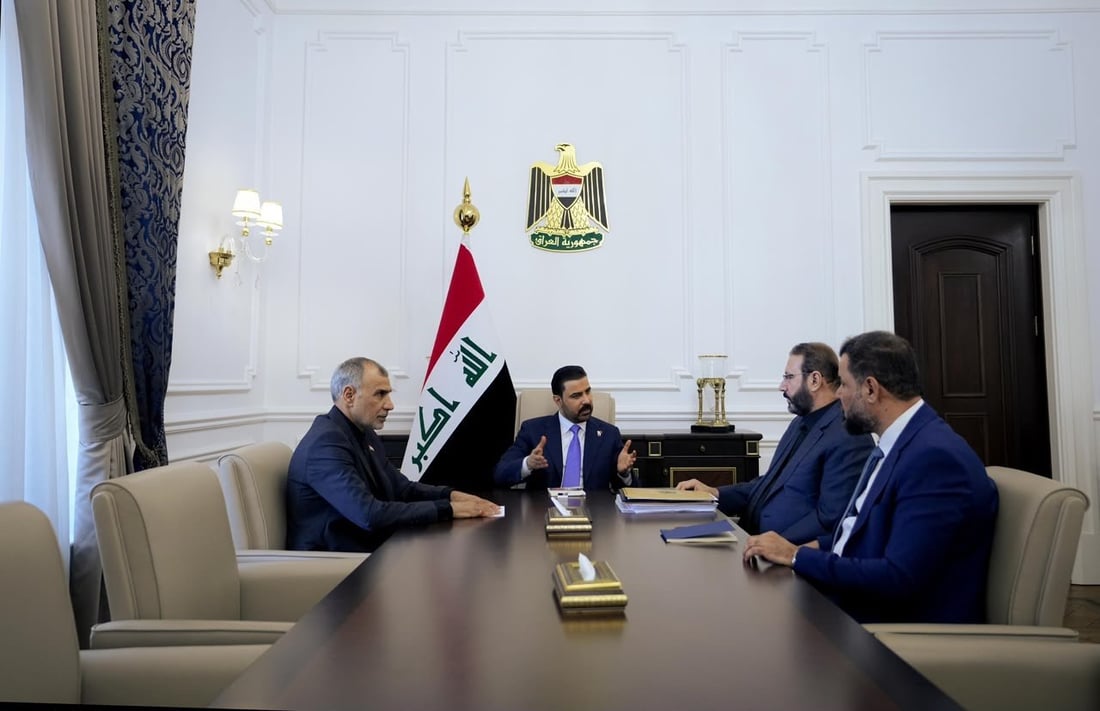الزيدي يجتمع برئيسي مؤسستي الشهداء والسجناء وبحضور وزير المالية