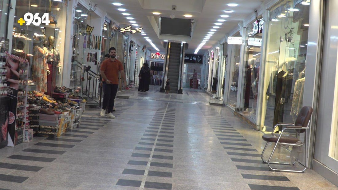 سوق البنات في الحلة: الملابس الملونة تبور خلال شهور الأحزان (صور)