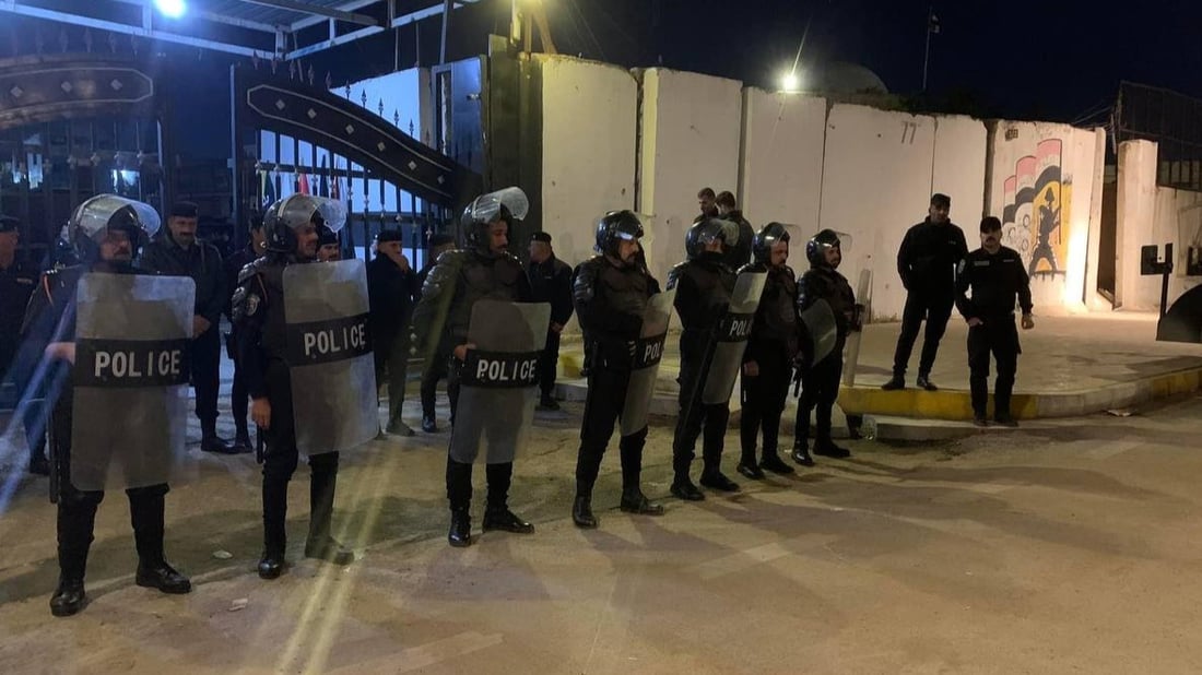 صور من بعقوبة الآن: الشوارع قُطعت والجلسة لم تعقد حتى الآن.. 6 حضروا فقط
