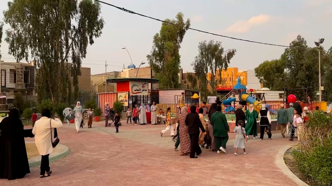 Baghdad artist brings face painting joy to children in Anbar’s city of Hit