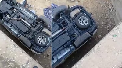 ئۆتۆمبێلێک بە پێنج سەرنشینەوە وەرگەڕا؛ شۆفێرەکەی گیانی لەدەستدا