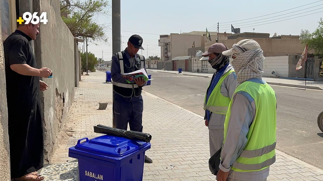 ماذا نفعل أكثر حتى لا ترموا النفايات؟.. سفوان توزع حاوية وأكياساً لكل عائلة (صور)