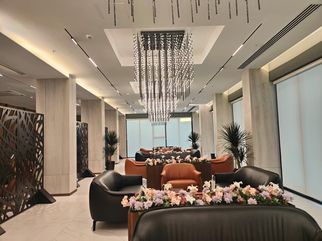 السوداني يفتتح فندق رامادا بلازا السياحي في الموصل