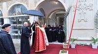 صليب راهب أرمني لجأ إلى العراق.. كنيسة بهنام واخته سارة ...