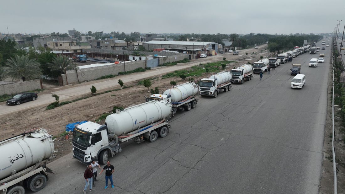 أمانة بغداد “تفزع” للديوانية.. إرسال 33 آلية لسحب مياه الأمطار من شوارع المدينة