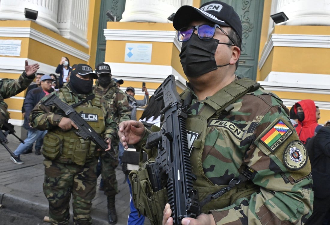 صور: الدبابة قصفت قصر الرئيس فجراً والجنود اقتحموا لكن انقلاب بوليفيا فشل